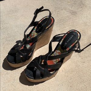 Madden Girl Black Wedges Size 6
